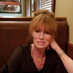 Meet your Posher, Valerie